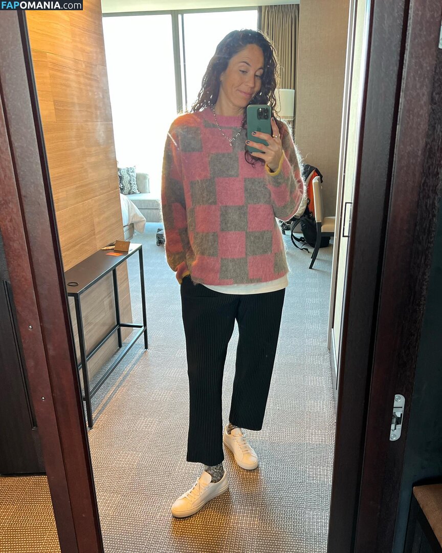 Sue Bird / WNBA Player / https: / s10bird / sbird10 Nude OnlyFans  Leaked Photo #5