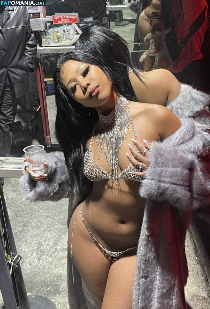 SUKIIBABY / Sukibaby / singsukibaby Nude OnlyFans  Leaked Photo #20