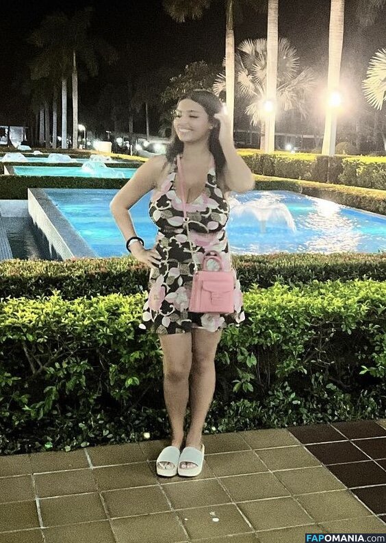 SummerT / _ssummer / summertee23 / summerwalker Nude OnlyFans  Leaked Photo #16