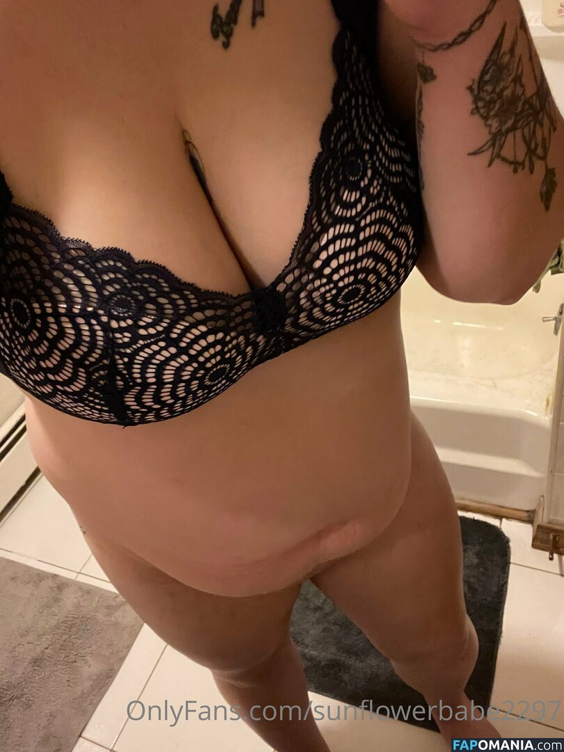 ssunflower_soull / sunflowerbabe2297 Nude OnlyFans  Leaked Photo #11