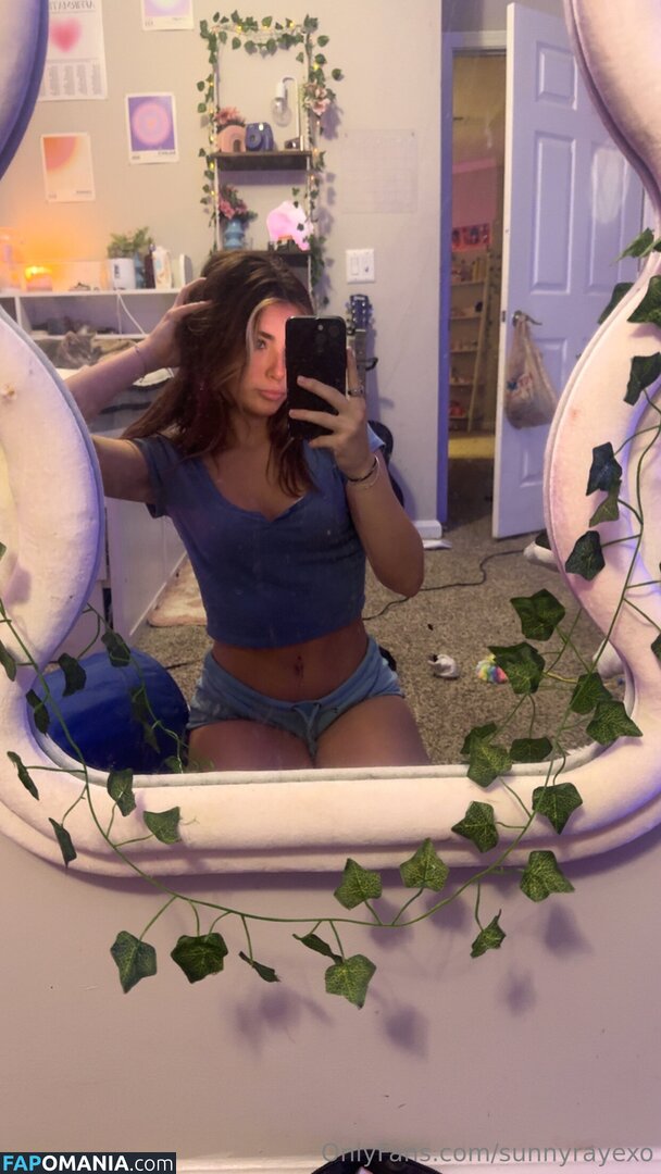 https: / sunnyrayexo / sunnyrayexoxo / sunnyrayxo / sunnyrayyxo Nude OnlyFans  Leaked Photo #3