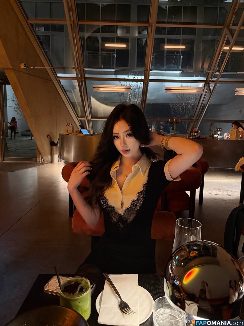 Susansunn / https: / susan_sun17 Nude OnlyFans  Leaked Photo #6