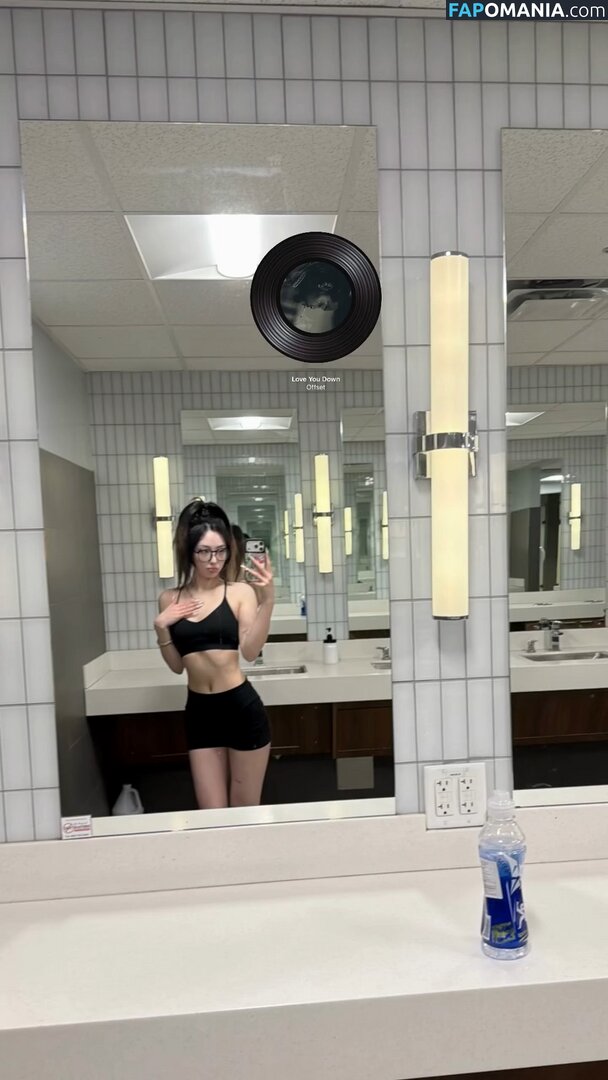 Susansunn / https: / susan_sun17 Nude OnlyFans  Leaked Photo #13