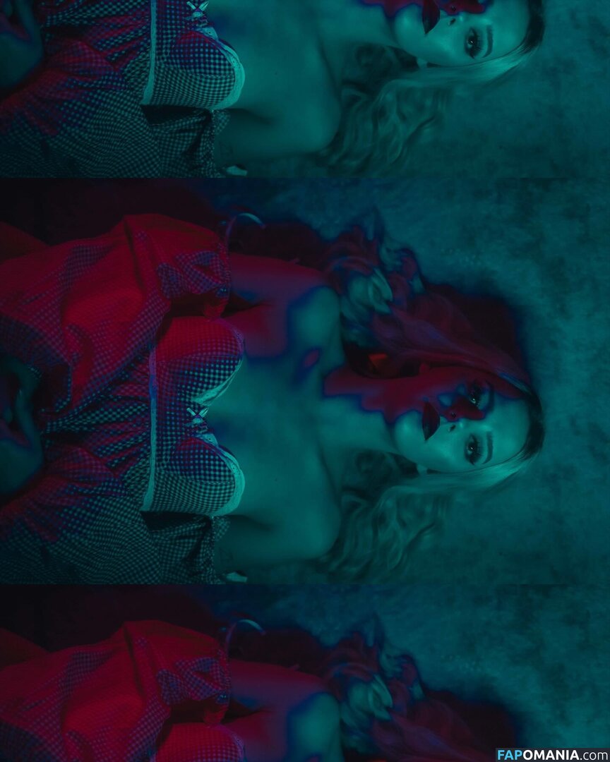 Sweetdistortion / sasha_simple Nude OnlyFans  Leaked Photo #1