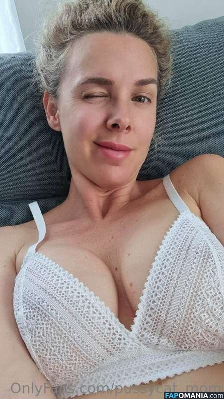 SwingerMom / pussycat_mom Nude OnlyFans  Leaked Photo #2