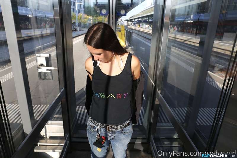Swiss-Girl / https: / swiss-girl-vip / swissgirlvanessa Nude OnlyFans  Leaked Photo #12