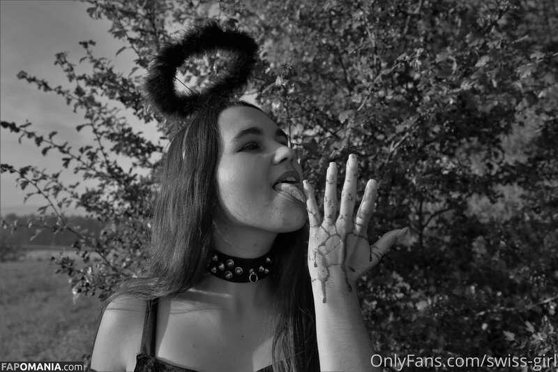 Swiss-Girl / https: / swiss-girl-vip / swissgirlvanessa Nude OnlyFans  Leaked Photo #20