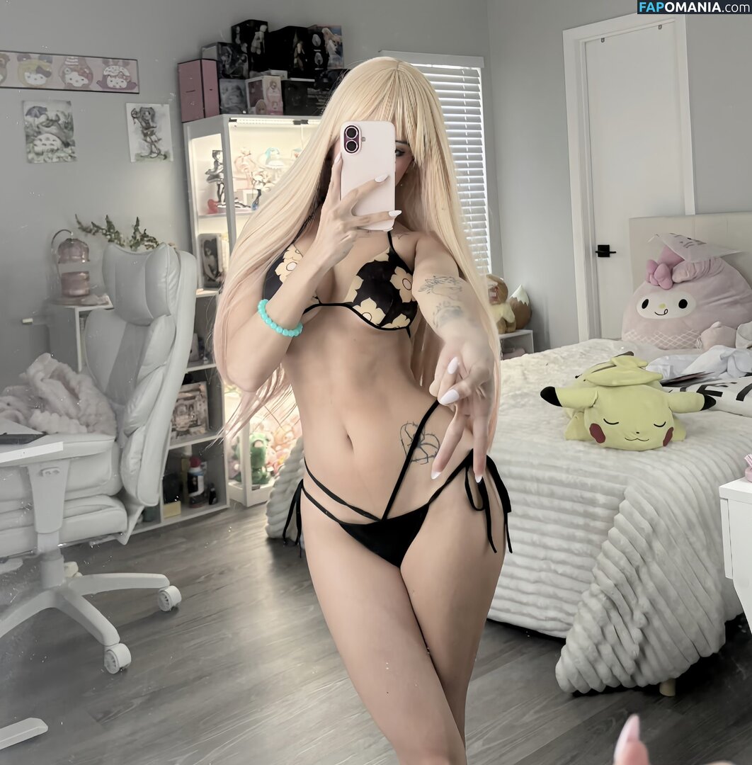 sylviedh / sylvieedh Nude OnlyFans  Leaked Photo #6