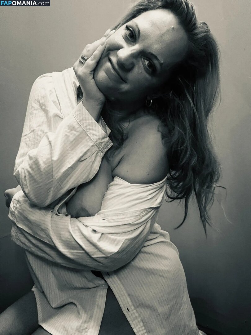 Szuzy Blue Nude OnlyFans  Leaked Photo #3