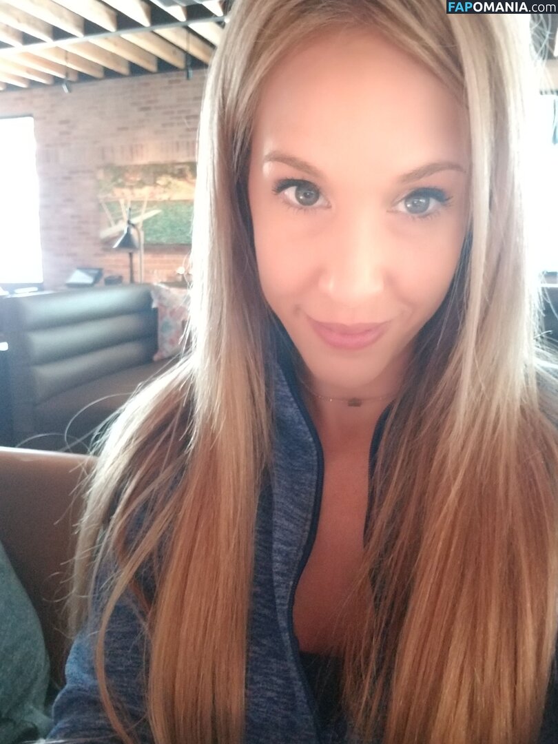 t_rae_c Nude OnlyFans  Leaked Photo #1