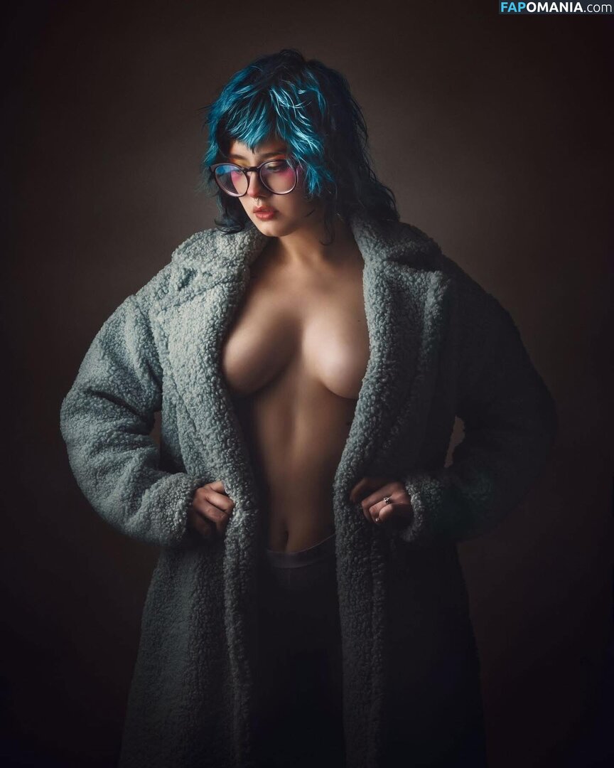 Bludegar / Tabatha Pacer / tabathapacer Nude OnlyFans  Leaked Photo #5