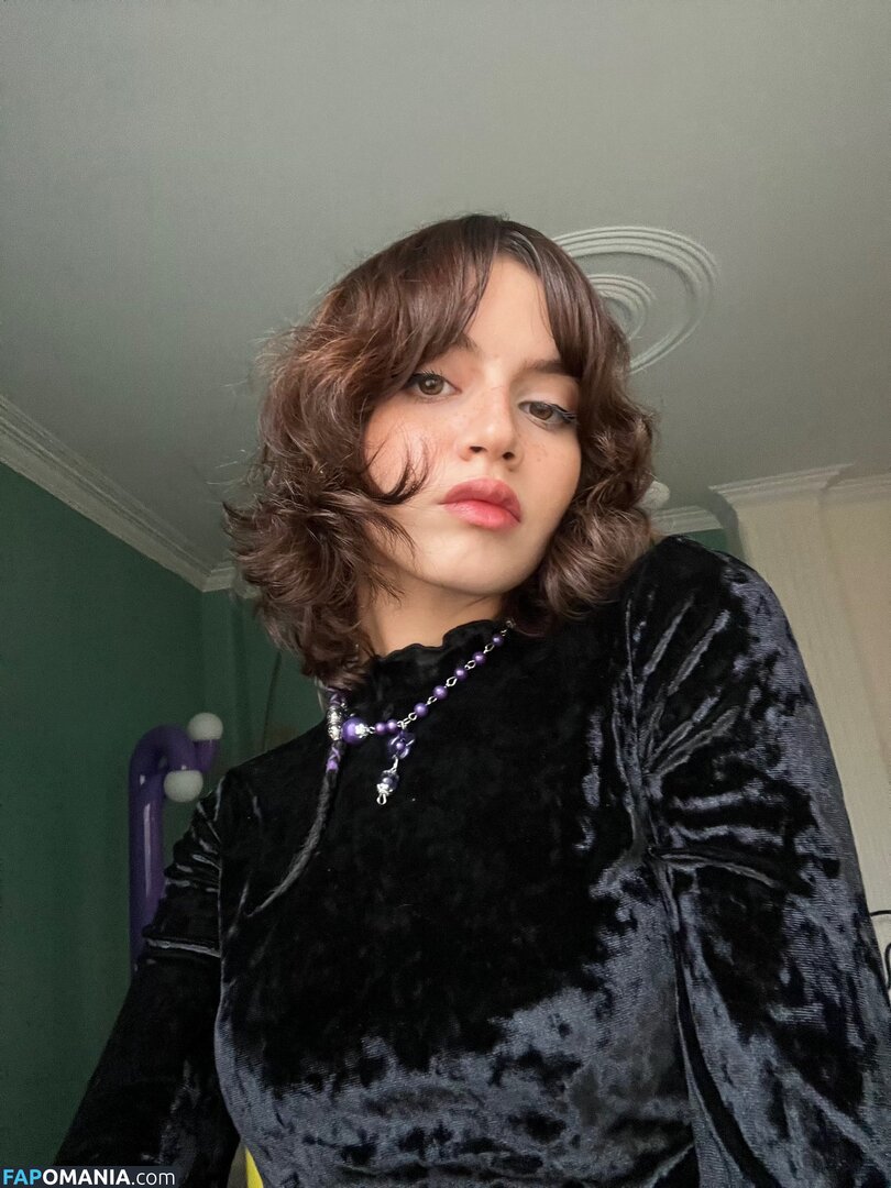 https: / takordack / tinaa.haghani Nude OnlyFans  Leaked Photo #2