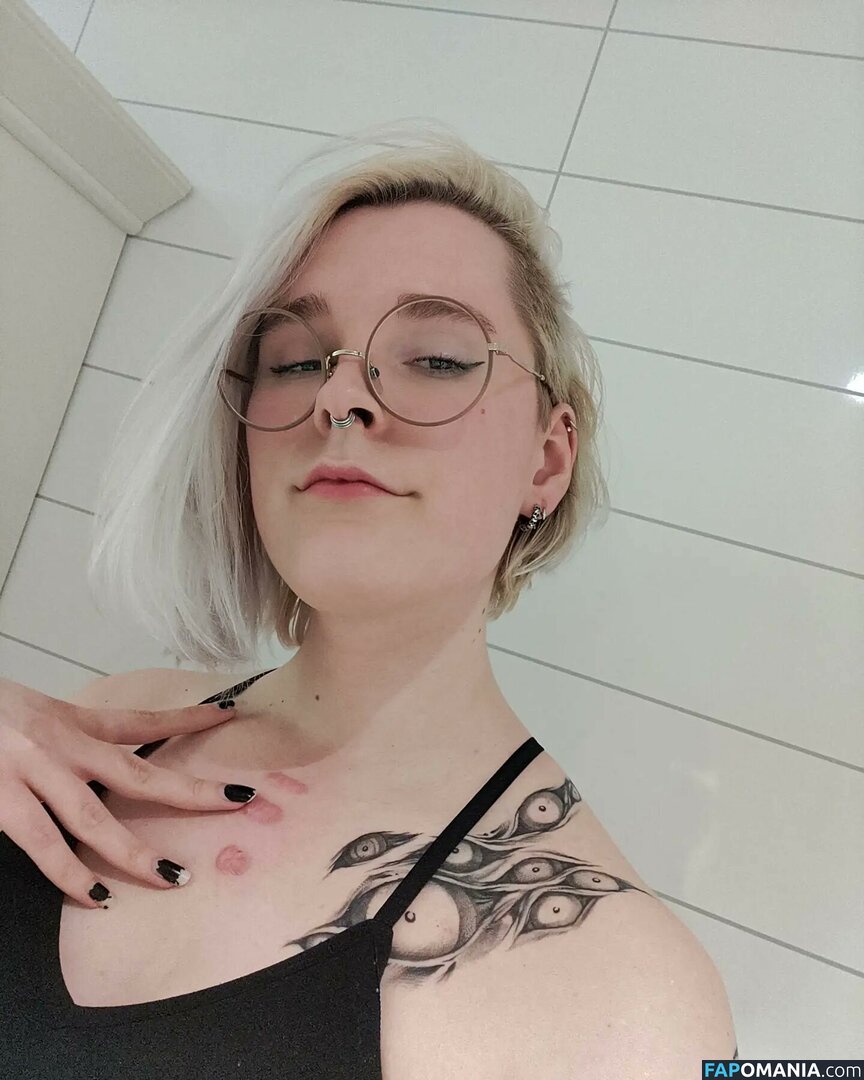 Rouge_Goth / Tall Goth / blood_bite Nude OnlyFans  Leaked Photo #4