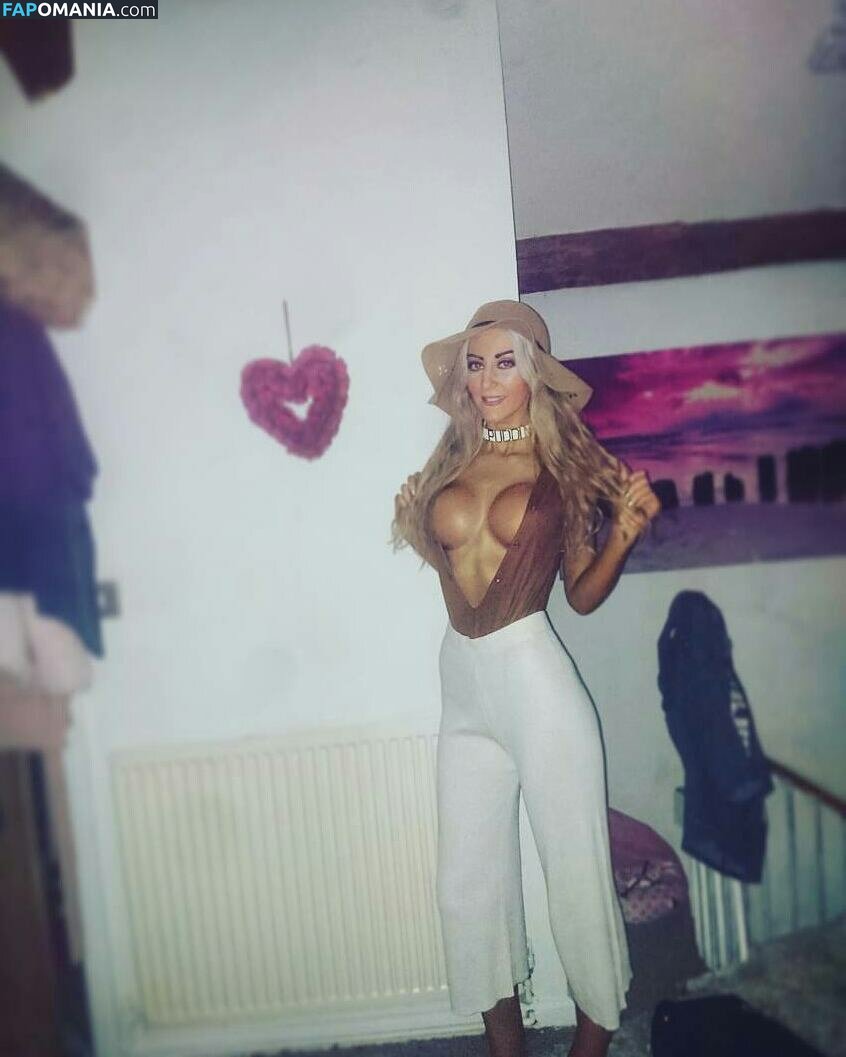BUSTY BLONDE XXX / Miss Tamsin / Tamsin Louise Hall / sexybustyblondexxx / tamsinlouise_hall_ Nude OnlyFans  Leaked Photo #17