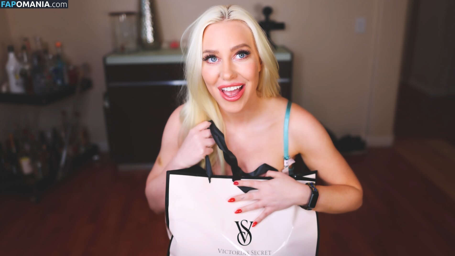 Simp Chat / Tara Babcock / tarababcock Nude OnlyFans  Leaked Photo #847