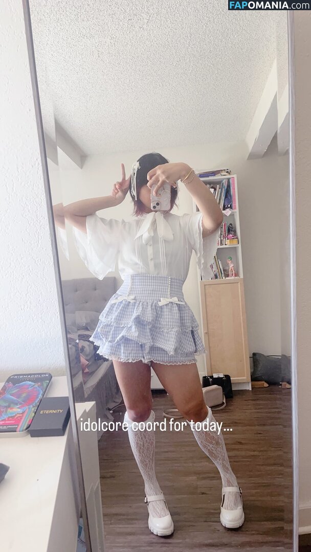 Reina / reina.xo / tarantunya / yousoromi Nude OnlyFans  Leaked Photo #12