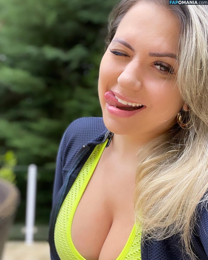 Tati Cariani / taticariani_nutri Nude OnlyFans  Leaked Photo #19