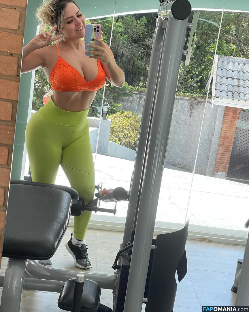 Tati Cariani / taticariani_nutri Nude OnlyFans  Leaked Photo #20