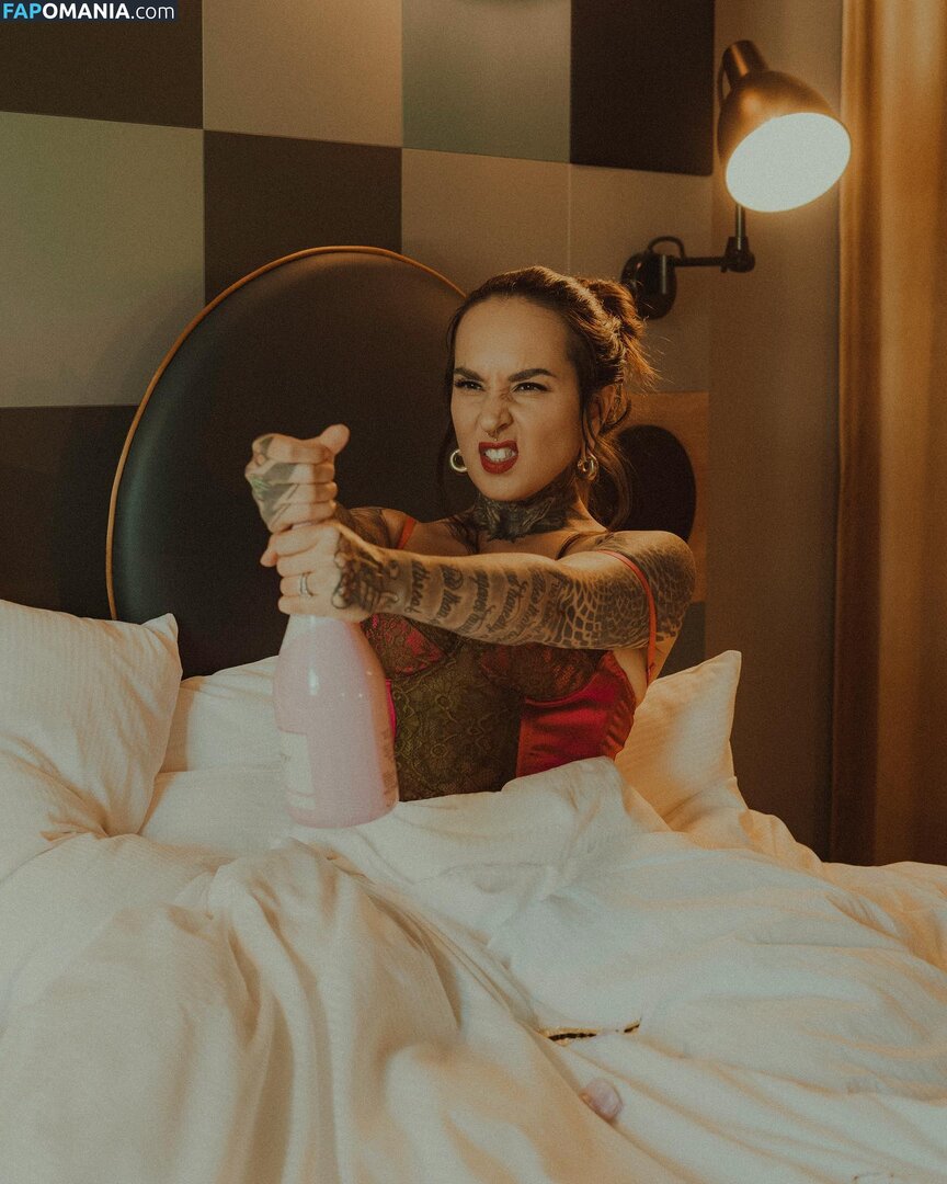 Tatiana Shmaylyuk / sweetsynner / tati_booyakah Nude OnlyFans  Leaked Photo #7