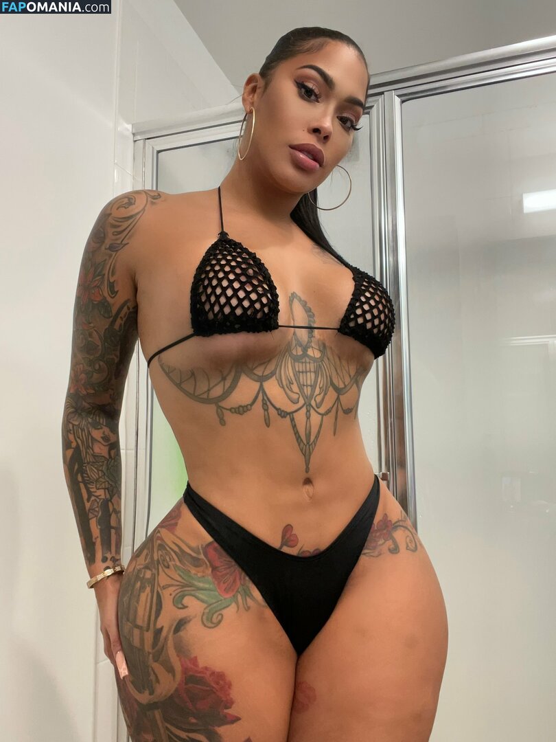 TattedUpHolly / tatted.up.holly Nude OnlyFans  Leaked Photo #1