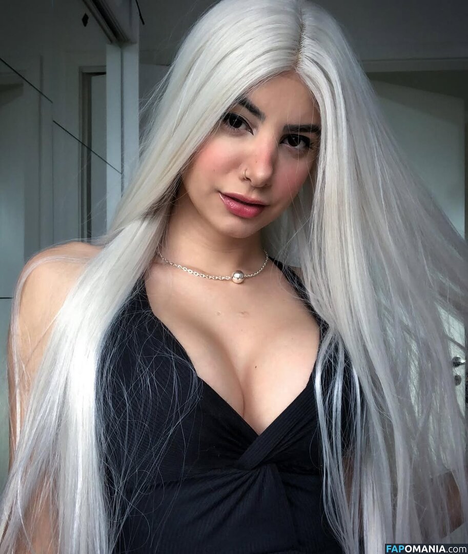 Carol Oliveira / Tawna / tawnaa_ Nude OnlyFans  Leaked Photo #2