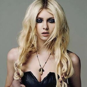 Taylor Momsen