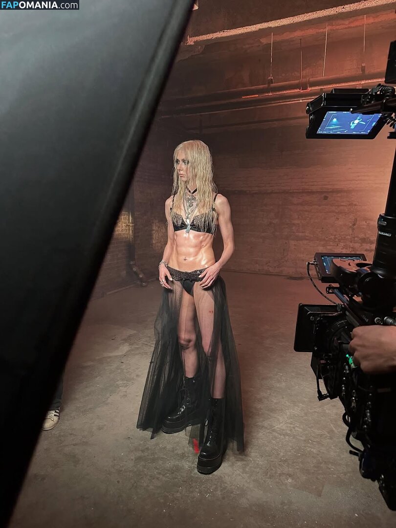 Taylor Momsen / aryelsoul / taylormomsen Nude OnlyFans  Leaked Photo #700