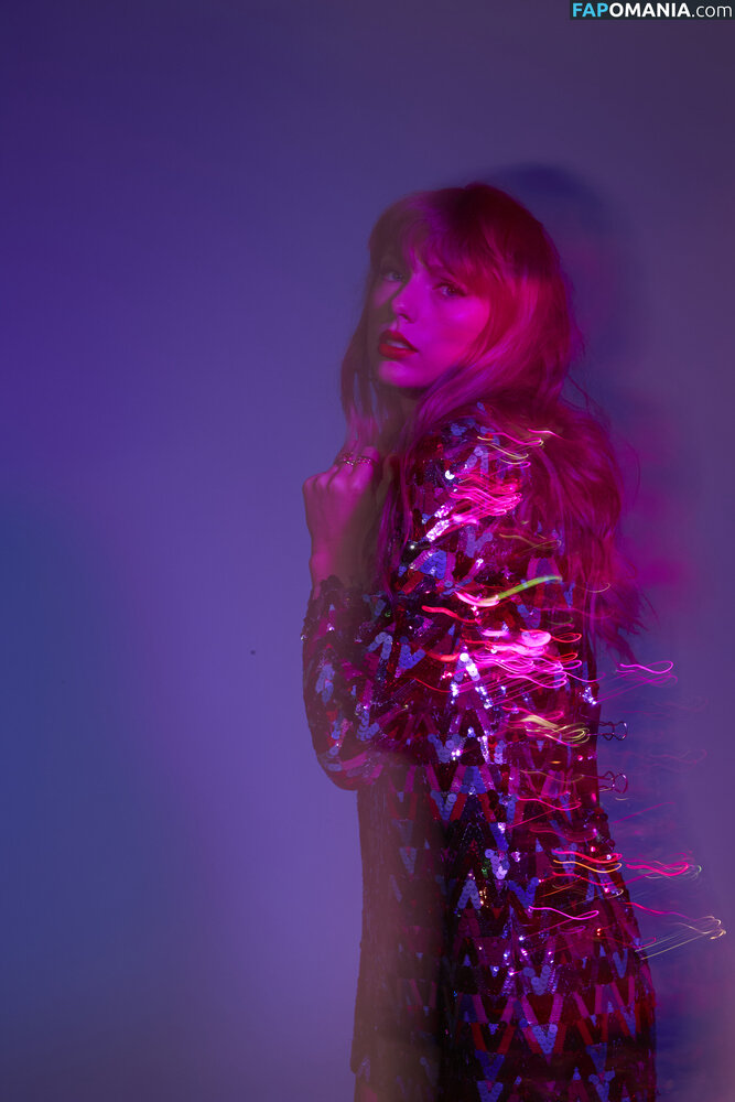 Taylor Swift / taylorswift / taylorswift13 Nude OnlyFans  Leaked Photo #136