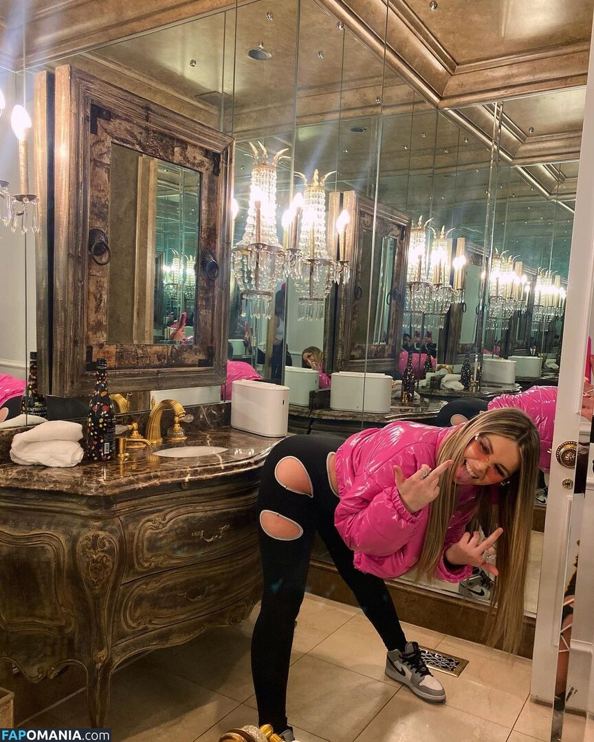 Taylor Whitley / taylorjwhitley Nude OnlyFans  Leaked Photo #3