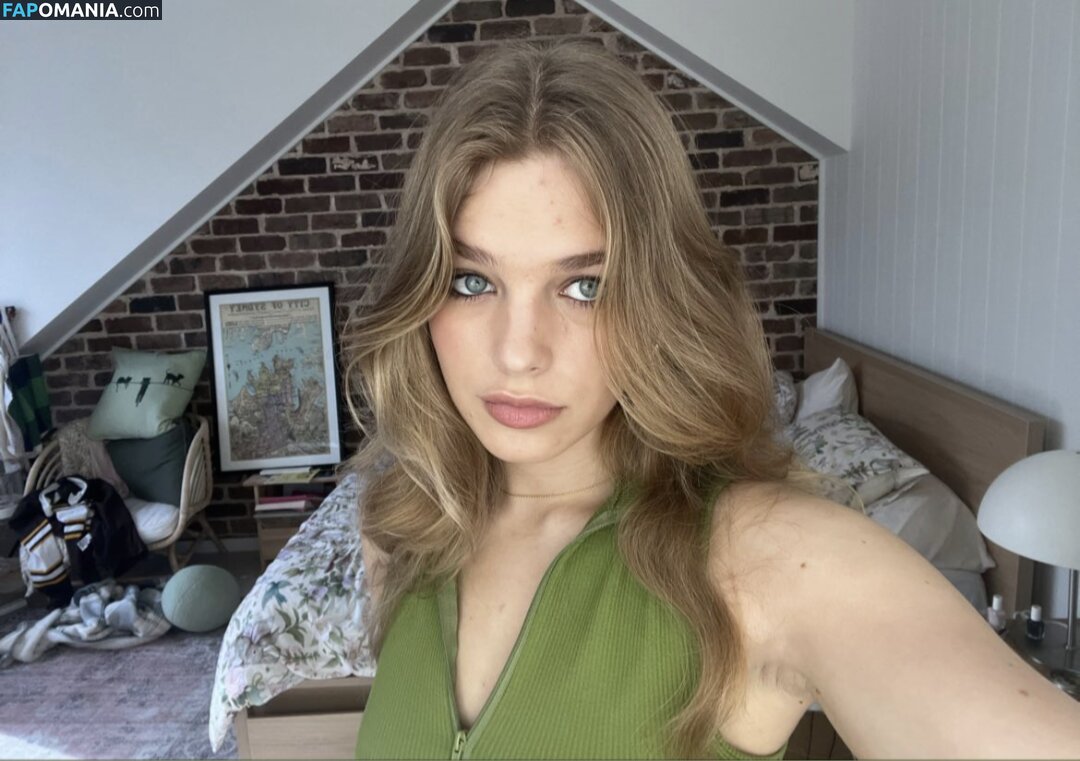 Teagan Croft / teagancroft Nude OnlyFans  Leaked Photo #4