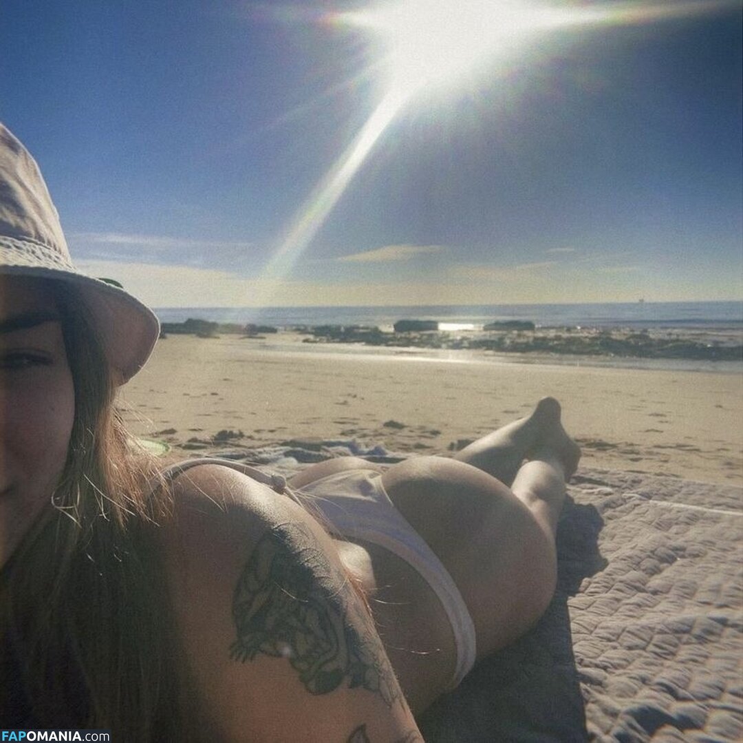 teciaplox / teesh Nude OnlyFans  Leaked Photo #1