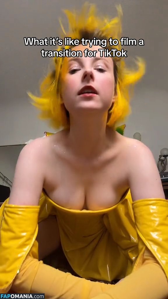 Tessa Violet / tessaviolet / thechronicmasochist Nude OnlyFans  Leaked Photo #10