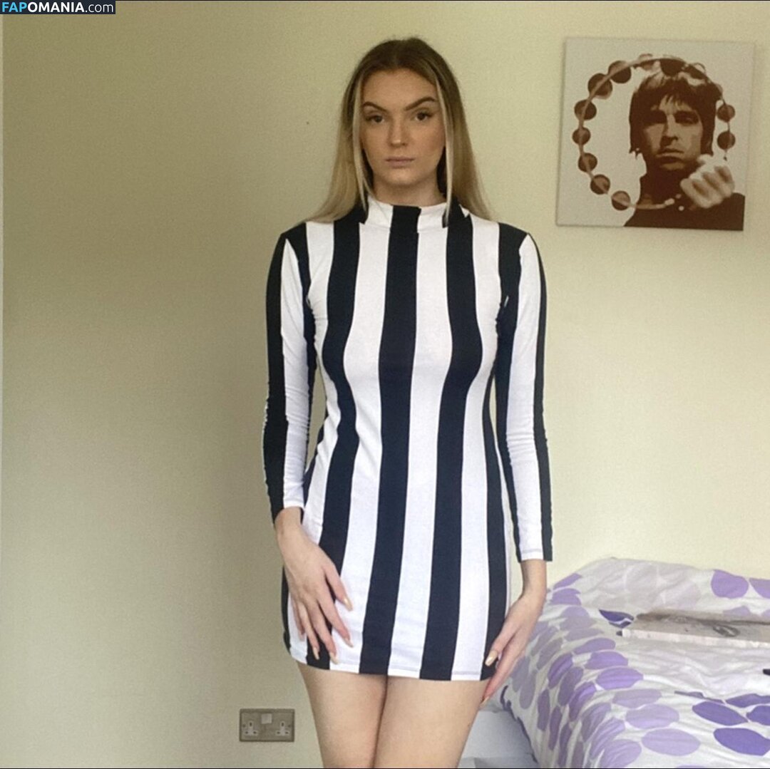 cl0ut / th0tb0t Nude OnlyFans  Leaked Photo #5