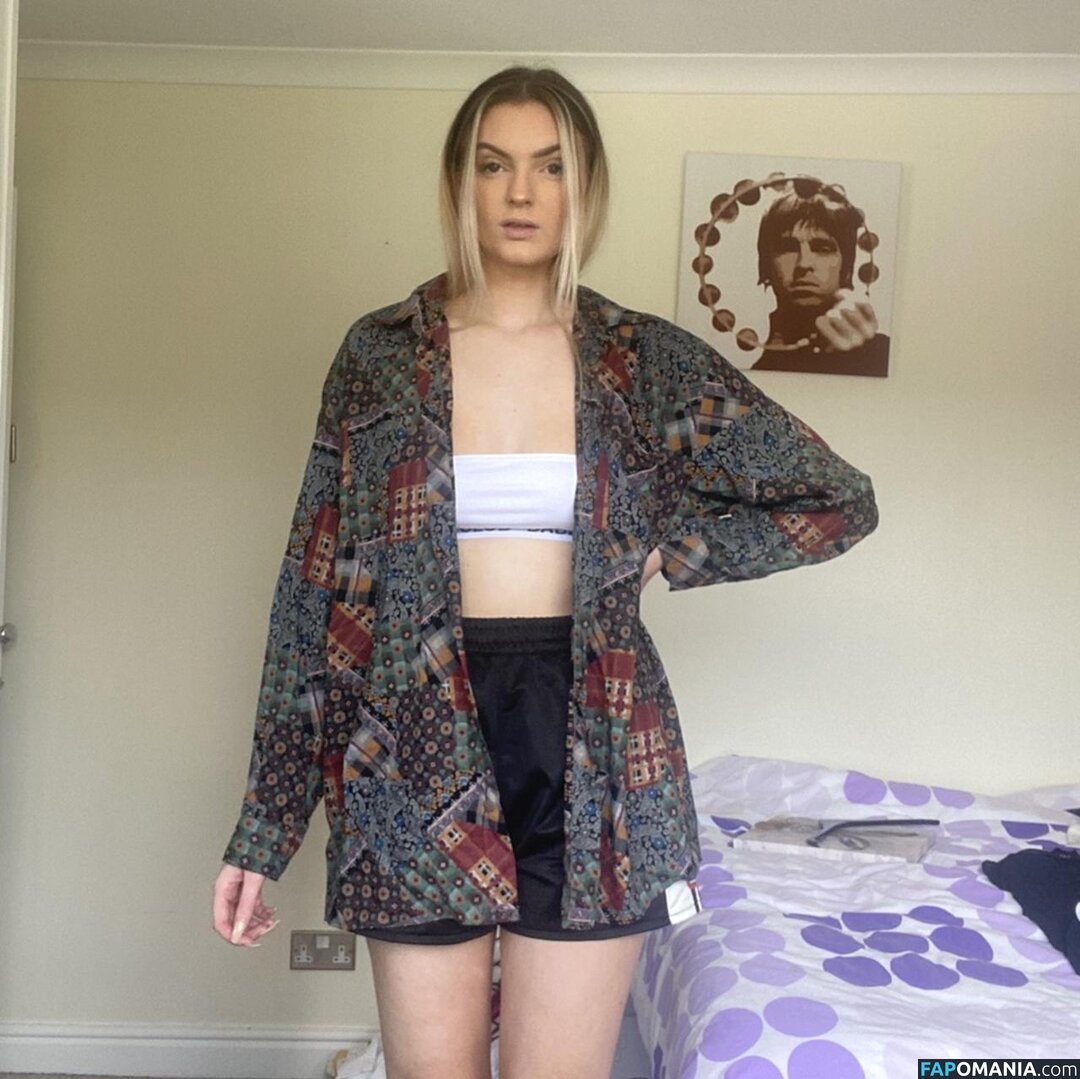 cl0ut / th0tb0t Nude OnlyFans  Leaked Photo #6