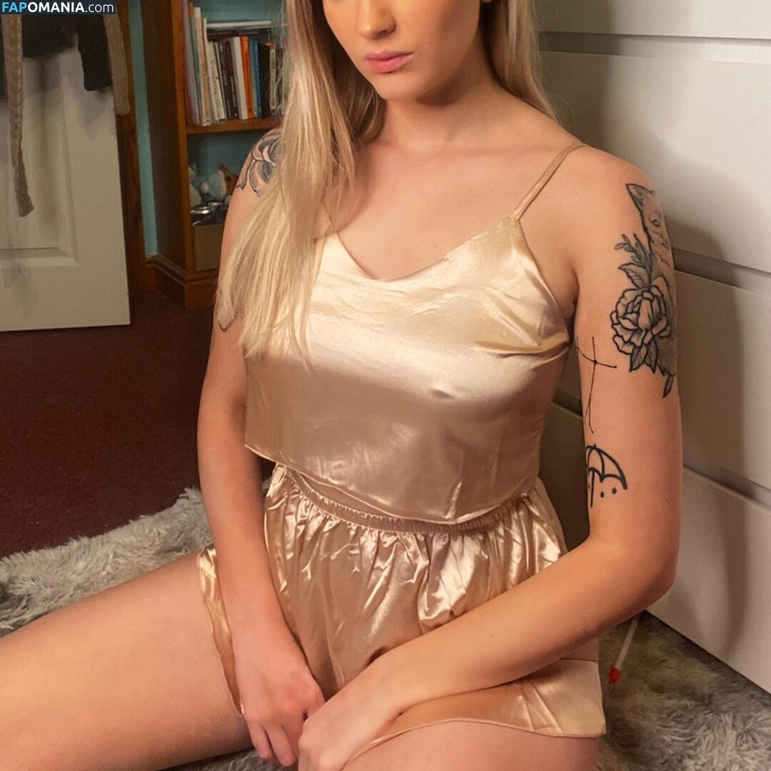 cl0ut / th0tb0t Nude OnlyFans  Leaked Photo #18