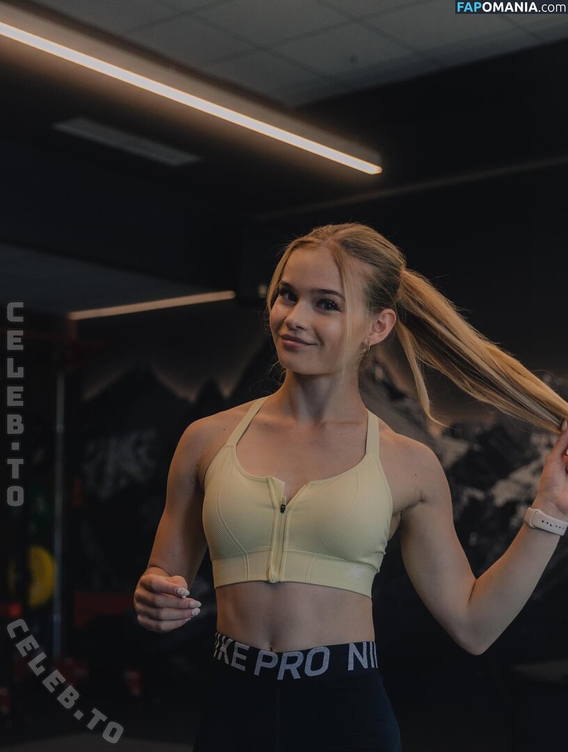 Thatsvroni Nude OnlyFans  Leaked Photo #9