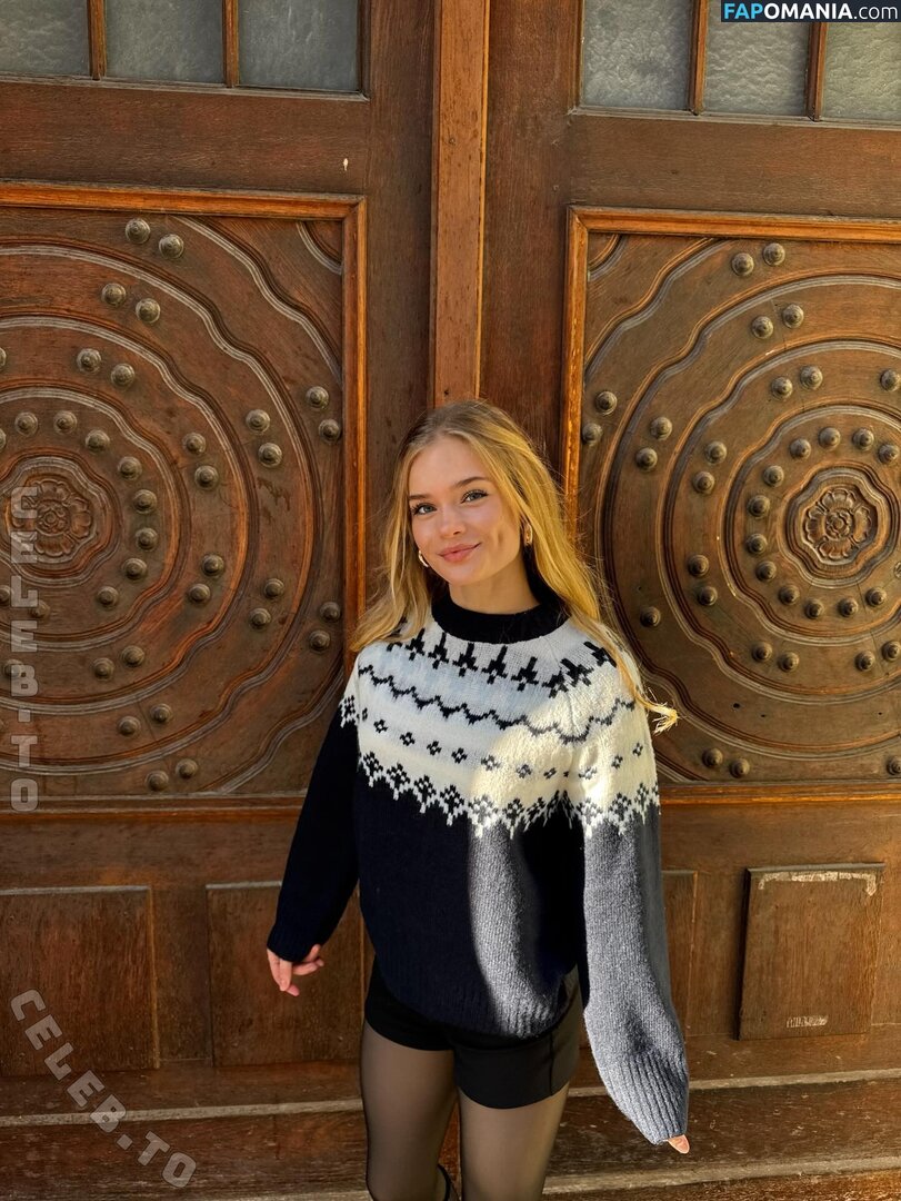 Thatsvroni Nude OnlyFans  Leaked Photo #13