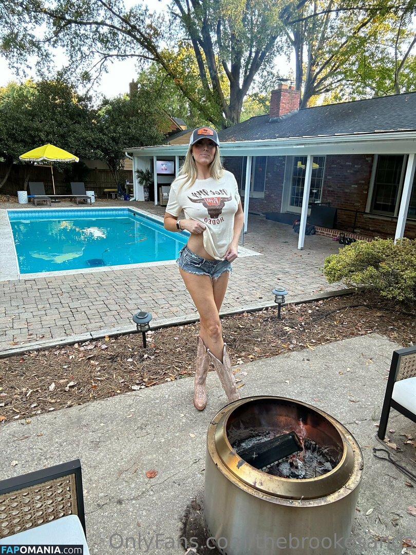 thebrookesands Nude OnlyFans  Leaked Photo #2