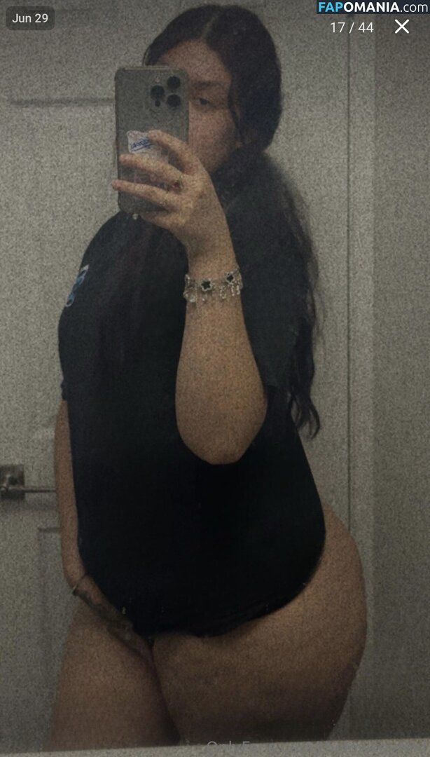 TheLowkeyMel / theofficiallmel Nude OnlyFans  Leaked Photo #17