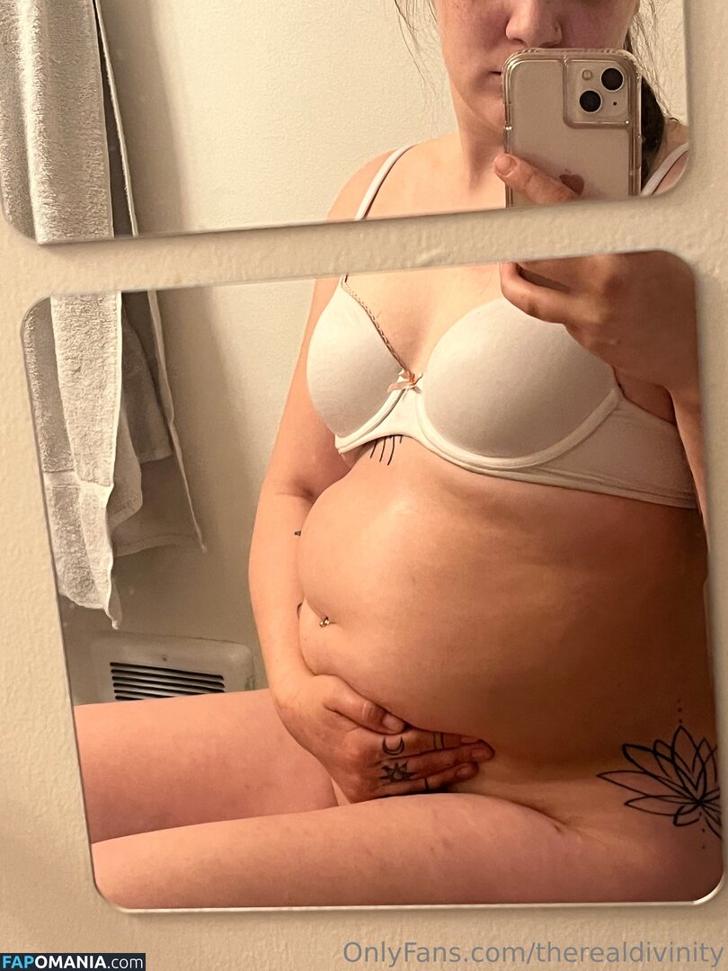 therealdivinity / therealdivinity223 Nude OnlyFans  Leaked Photo #1