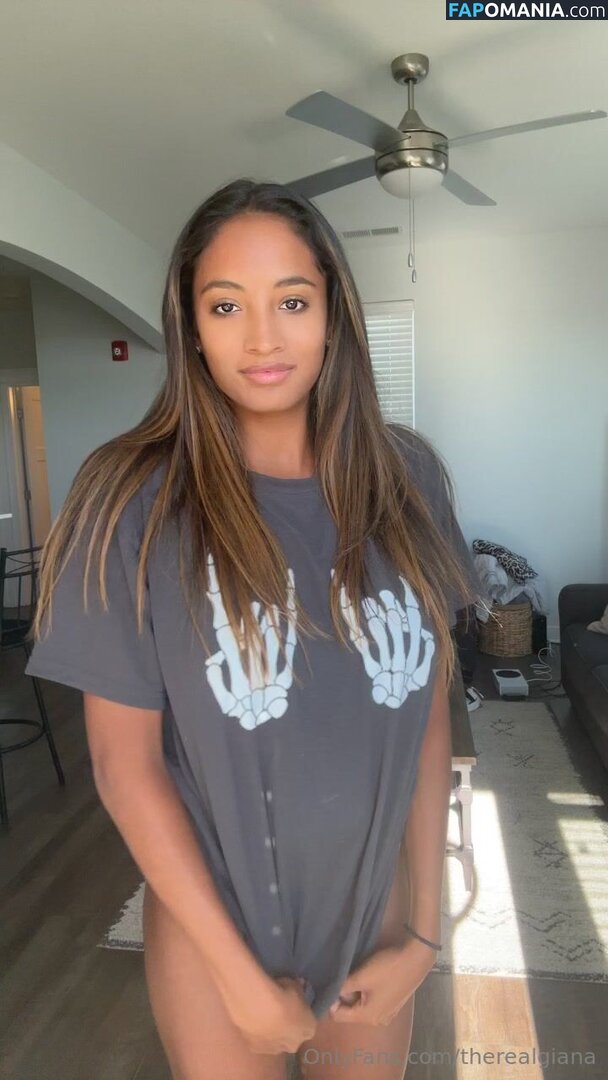 Therealgiana Nude OnlyFans  Leaked Photo #1