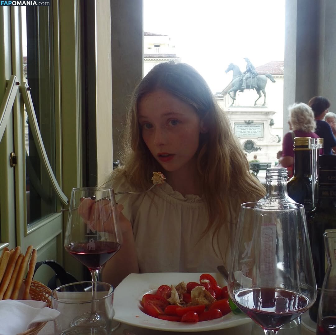 SuzieSon / charlieisomething / mymotherfvckedmickjagger / thestrawberrybutcher Nude OnlyFans  Leaked Photo #15