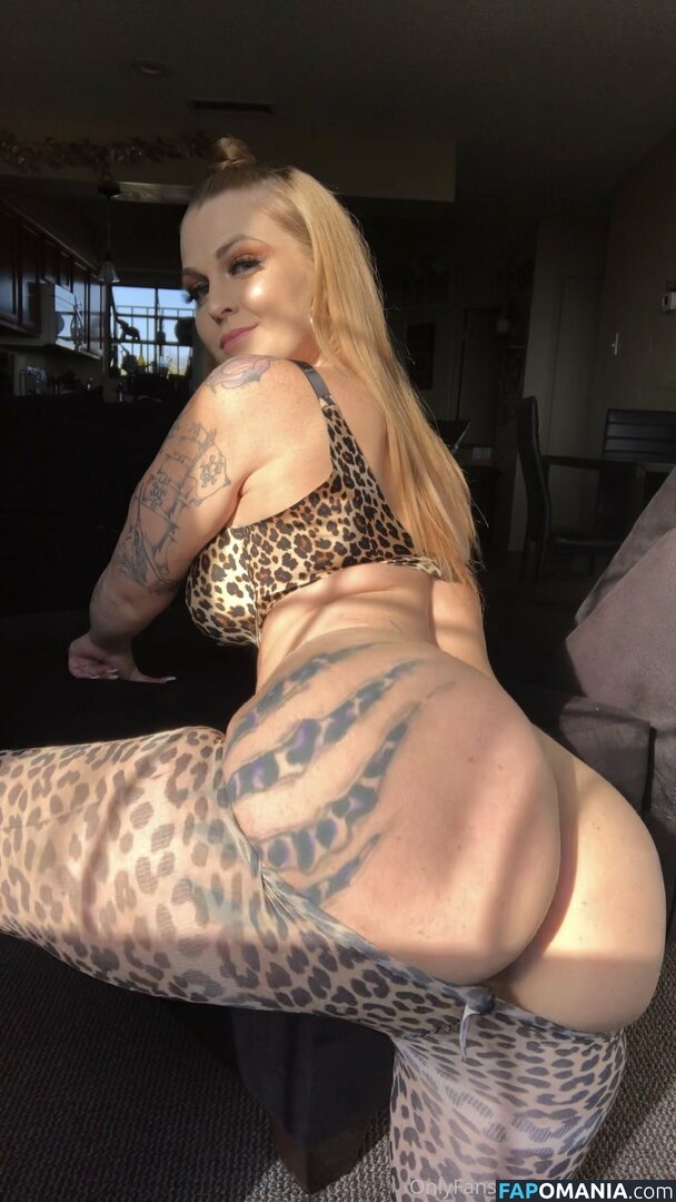 thicklanalove / thicklanaloveee Nude OnlyFans  Leaked Photo #19