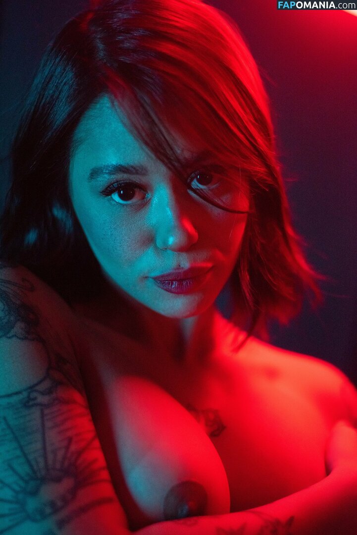 Thufy / thufyfy / tinymodelthuy Nude OnlyFans  Leaked Photo #5