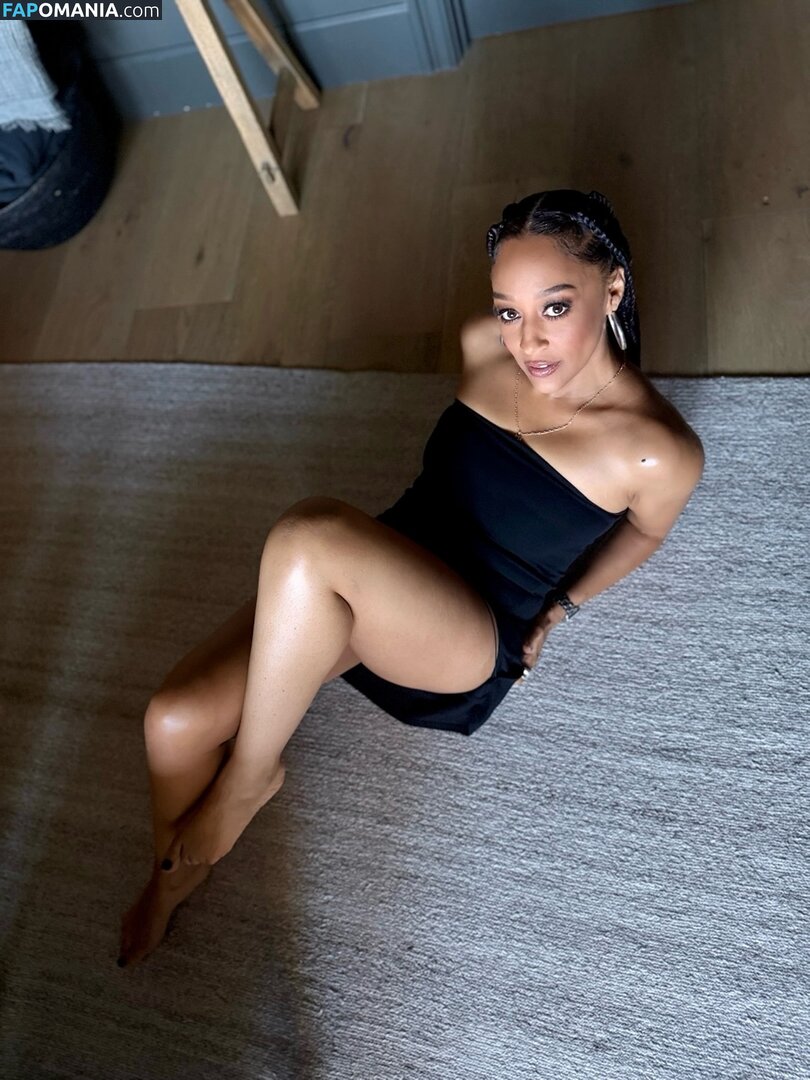 Tia Mowry / tiamowry Nude OnlyFans  Leaked Photo #9