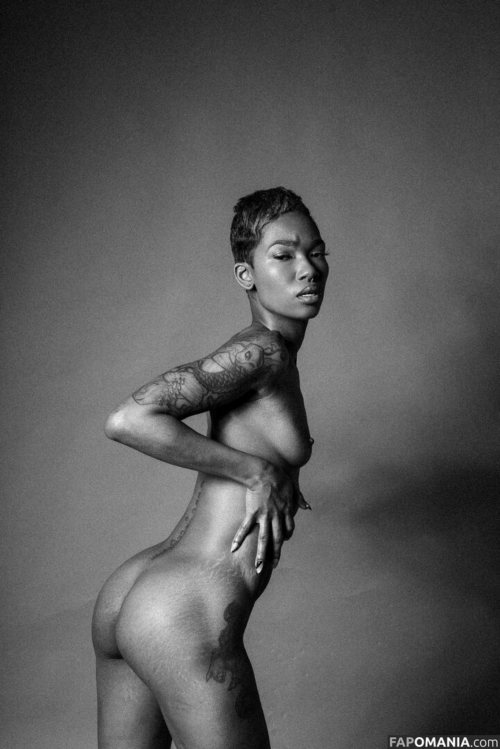 TheRealTiaReid / Tia Reid / corpsdedieu / https: / officialtiareid Nude OnlyFans  Leaked Photo #13