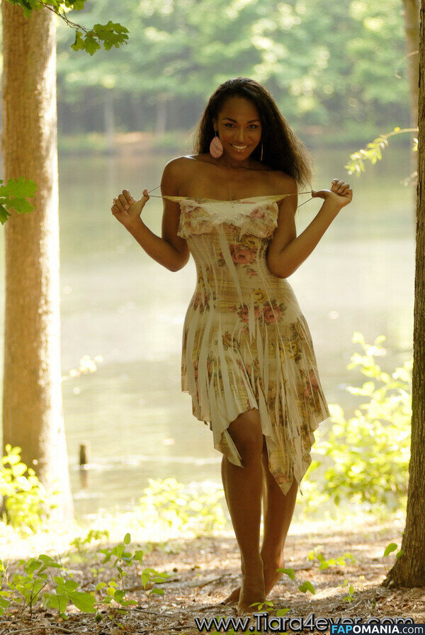 Tiara Harris / Tiara Kristine / Tiara_Kristine / hooters_best / tiarakristine / tkristine Nude OnlyFans  Leaked Photo #5