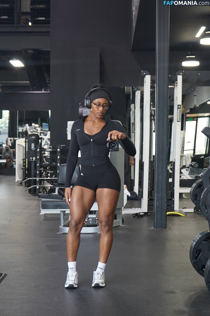 T.hoowww / Tiara Howard Nude OnlyFans  Leaked Photo #5