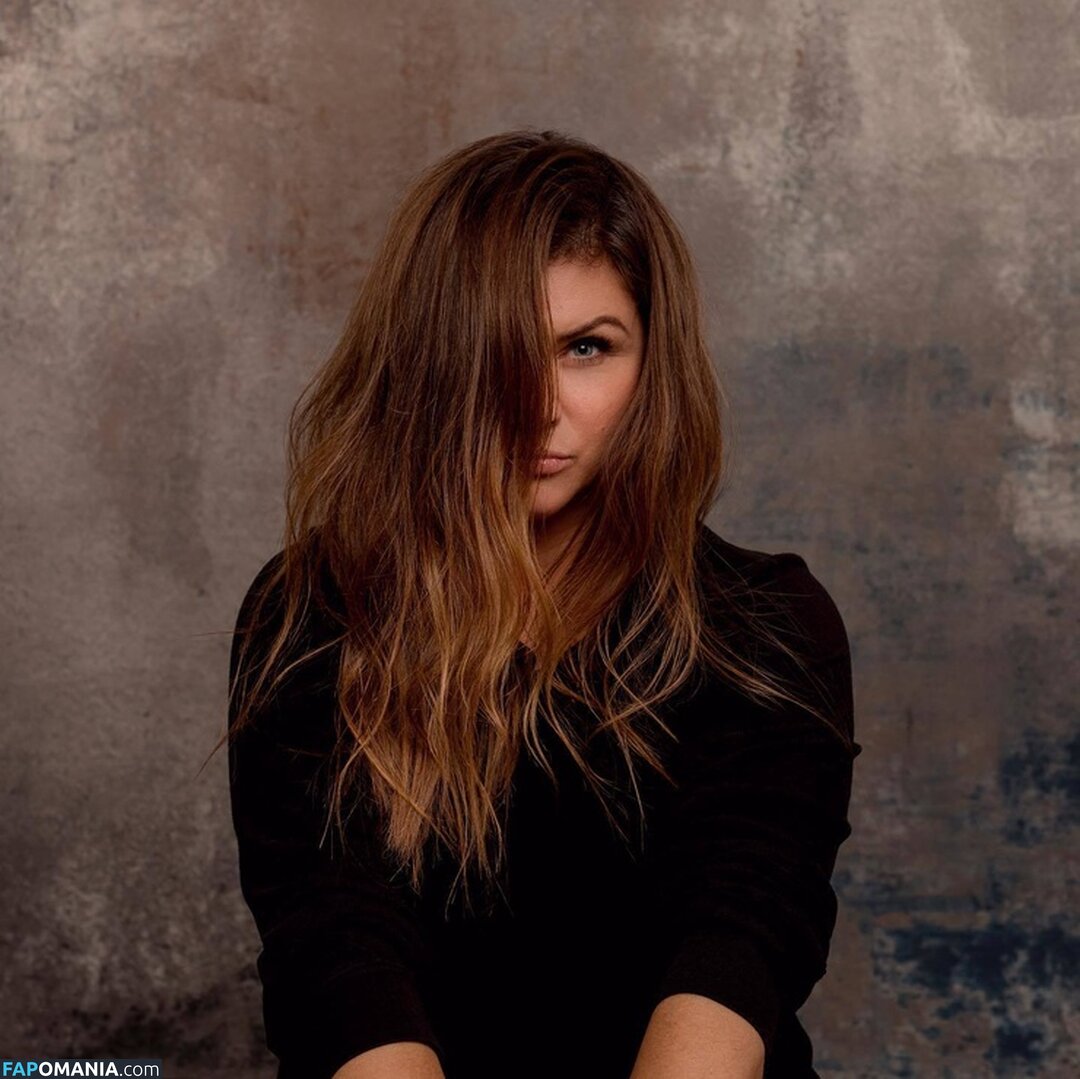 Tiffani Thiessen / tiffanithiessen Nude OnlyFans  Leaked Photo #54