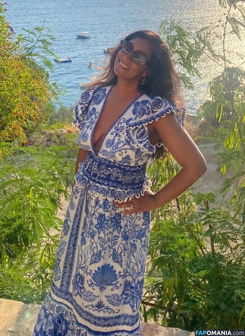 Tina Daheley / https: / tinadaheley Nude OnlyFans  Leaked Photo #10